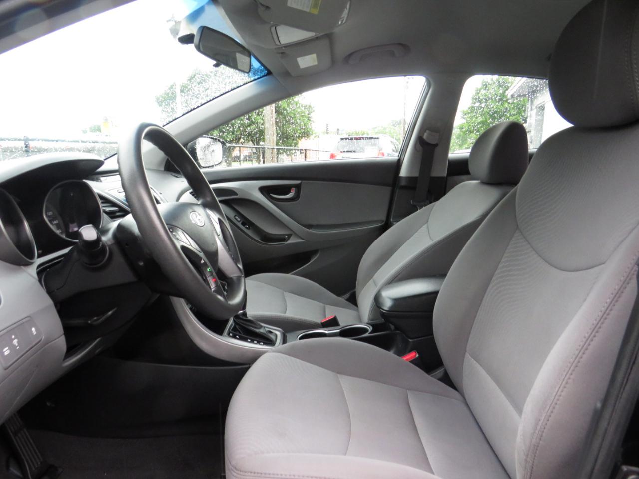Hyundai Elantra 4dr Sdn Auto SE (Alabama Plant) 2015