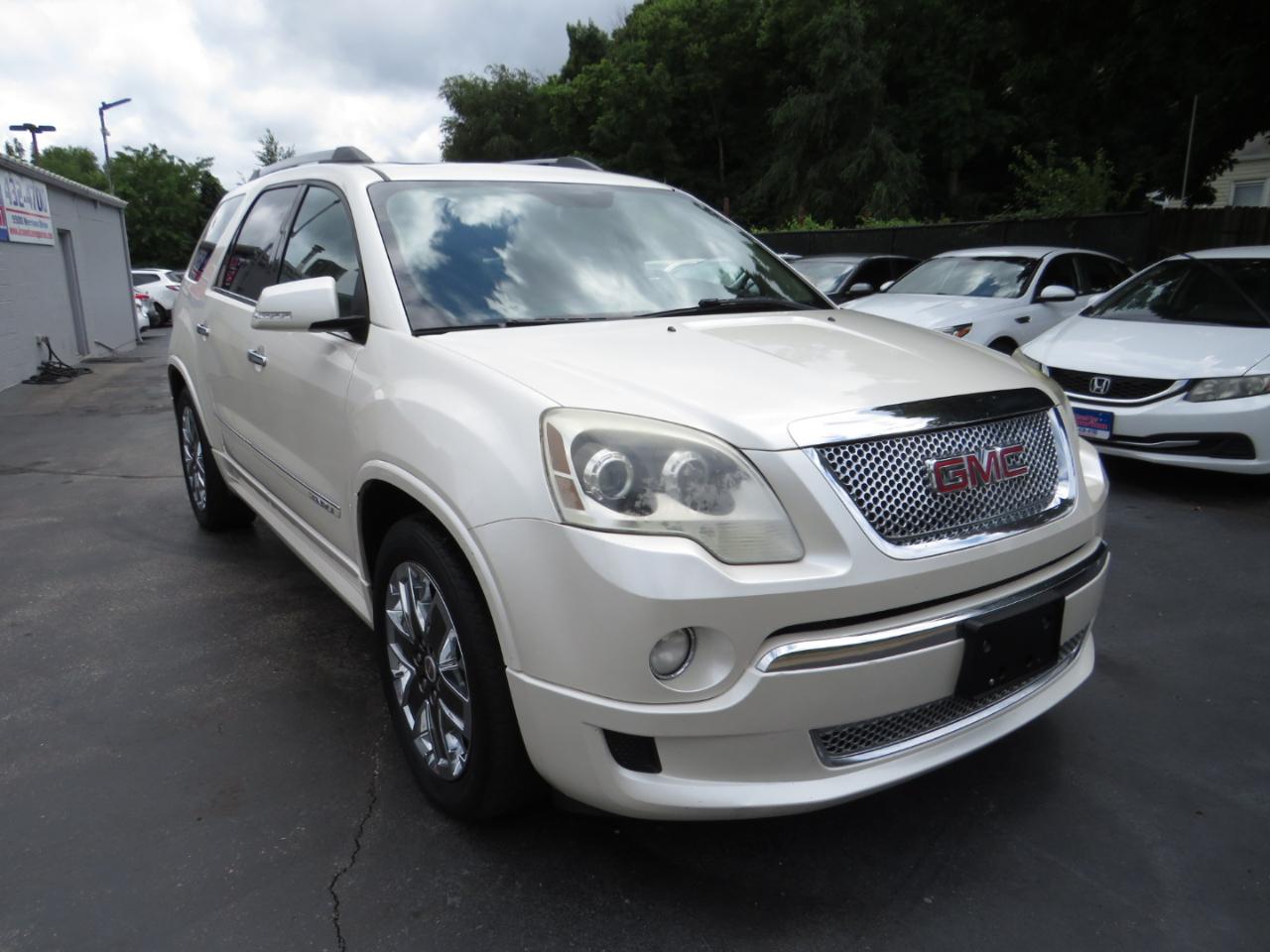 GMC Acadia AWD 4dr Denali 2012