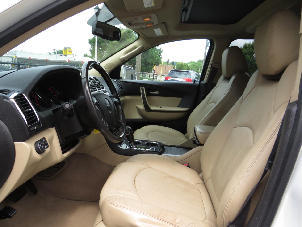 GMC Acadia AWD 4dr Denali 2012