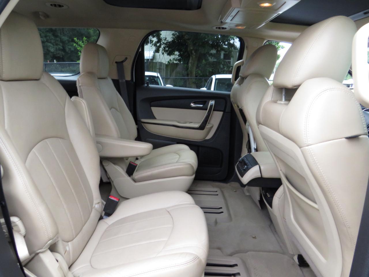 GMC Acadia AWD 4dr Denali 2012