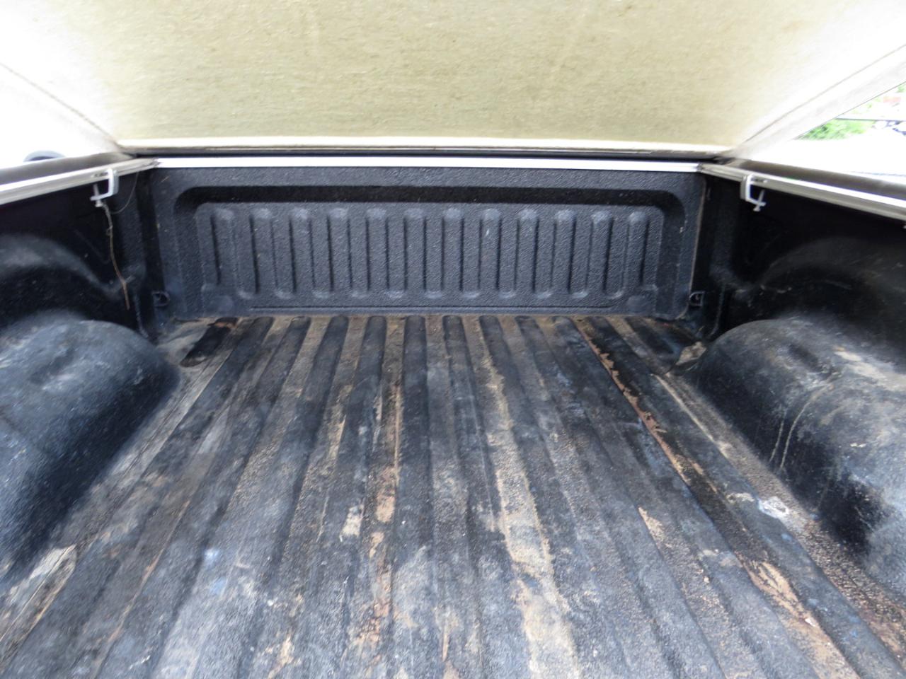 Dodge Ram 1500 2WD Quad Cab 140.5" SLT 2007