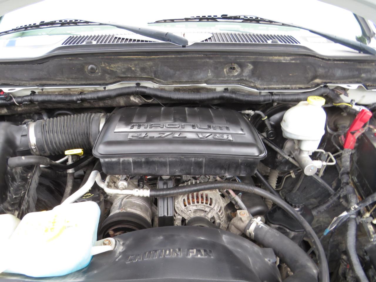 Dodge Ram 1500 2WD Quad Cab 140.5" SLT 2007