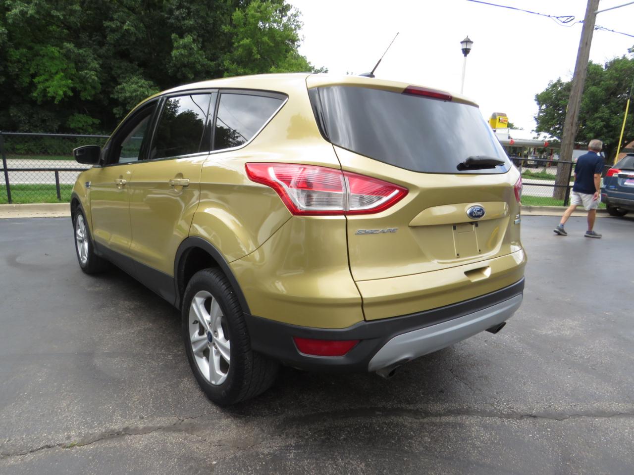 Ford Escape FWD 4dr SE 2014