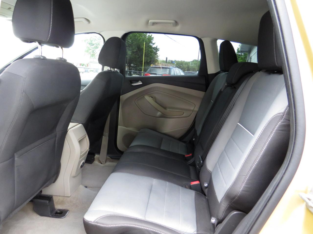Ford Escape FWD 4dr SE 2014