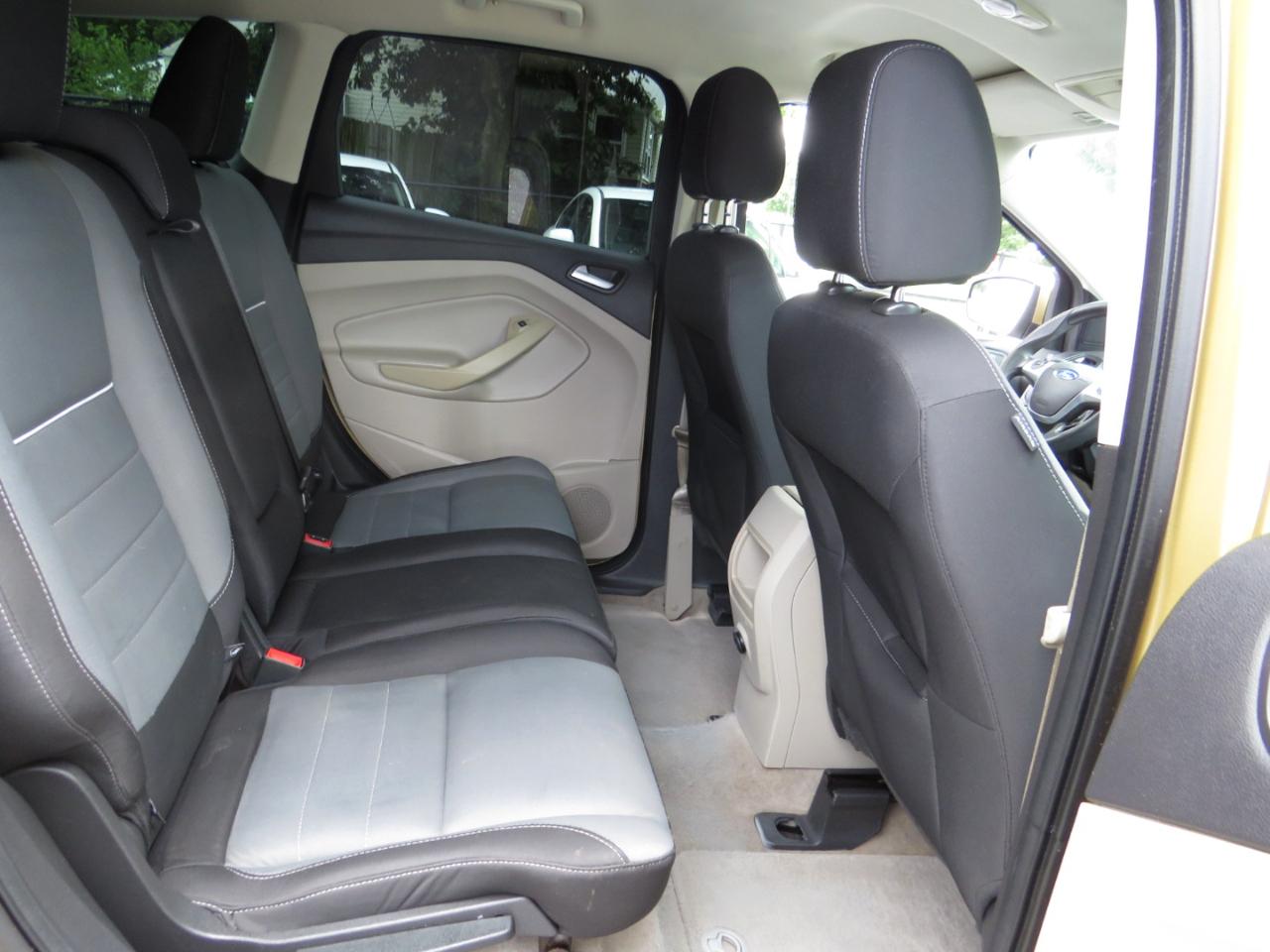 Ford Escape FWD 4dr SE 2014
