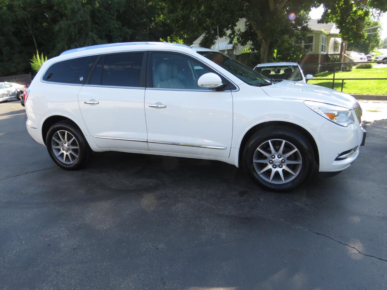 Buick Enclave FWD 4dr Leather 2013