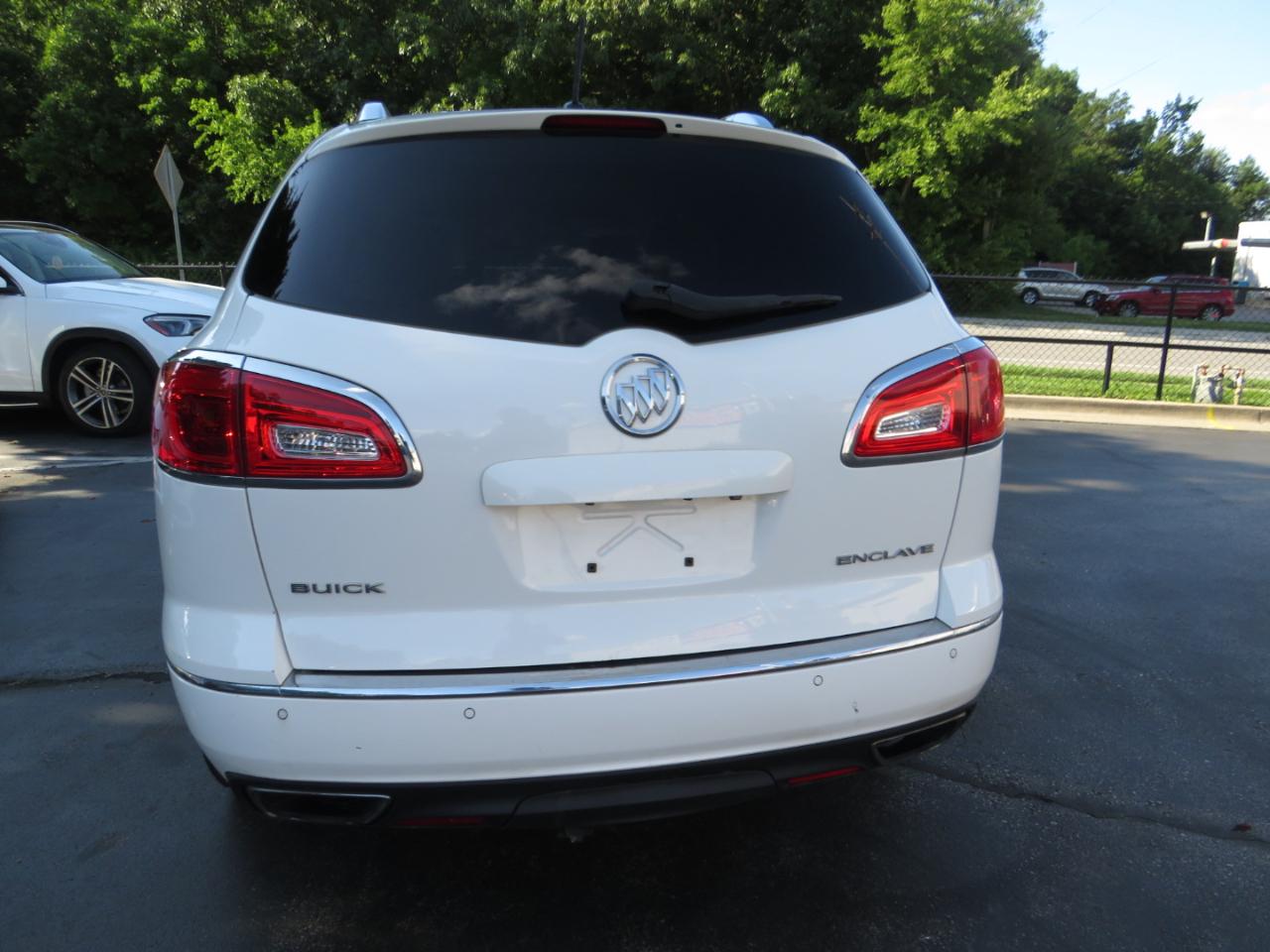 Buick Enclave FWD 4dr Leather 2013