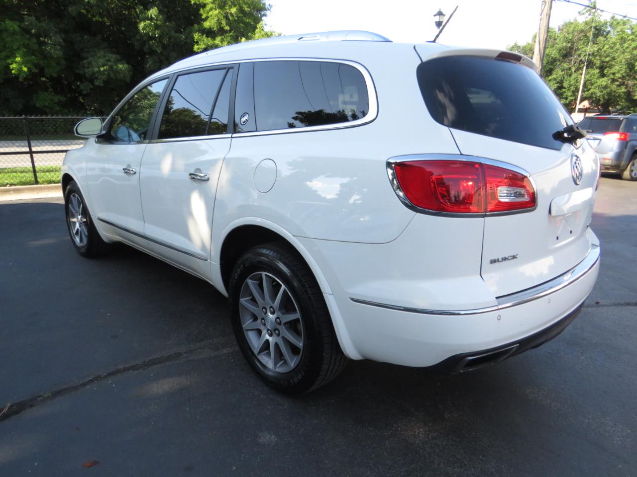 Buick Enclave FWD 4dr Leather 2013