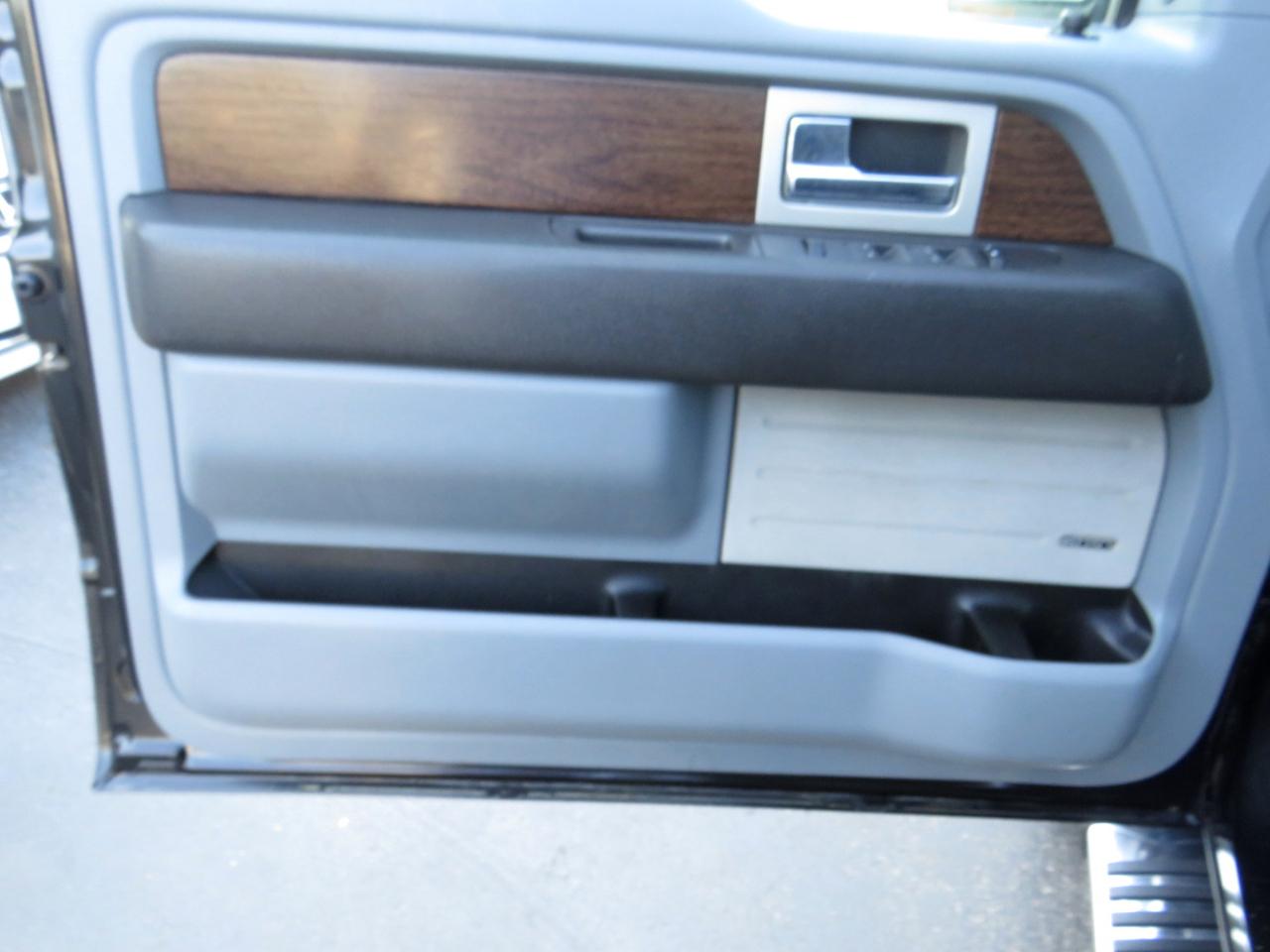 Ford F-150 4WD SuperCrew 145" King Ranch 2013