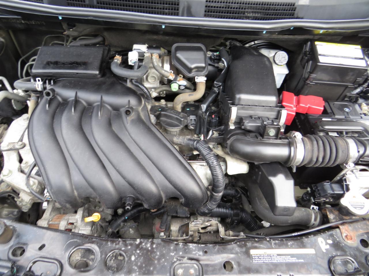 Nissan Versa Sedan SV CVT 2017