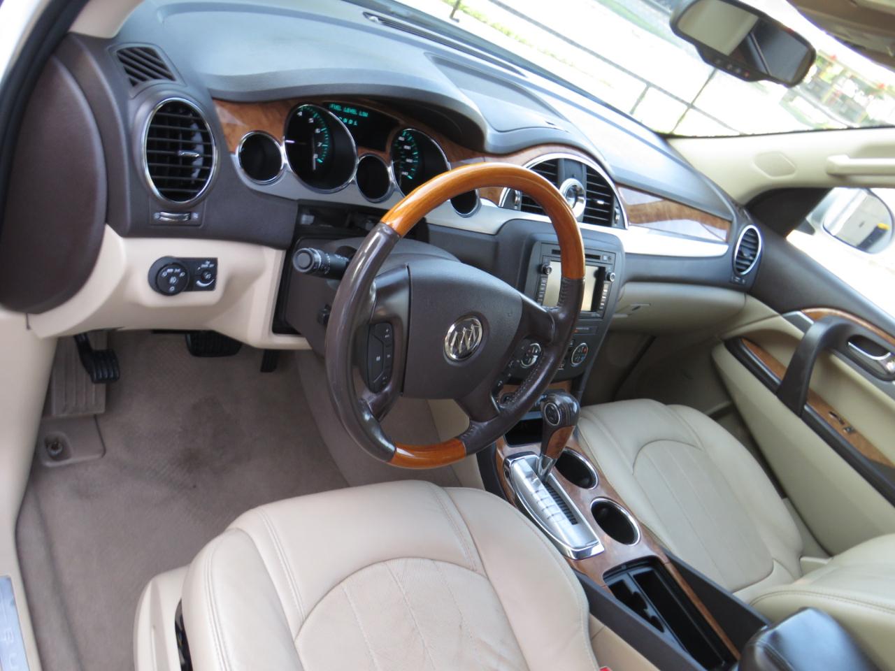 Buick Enclave AWD 4dr Premium 2012