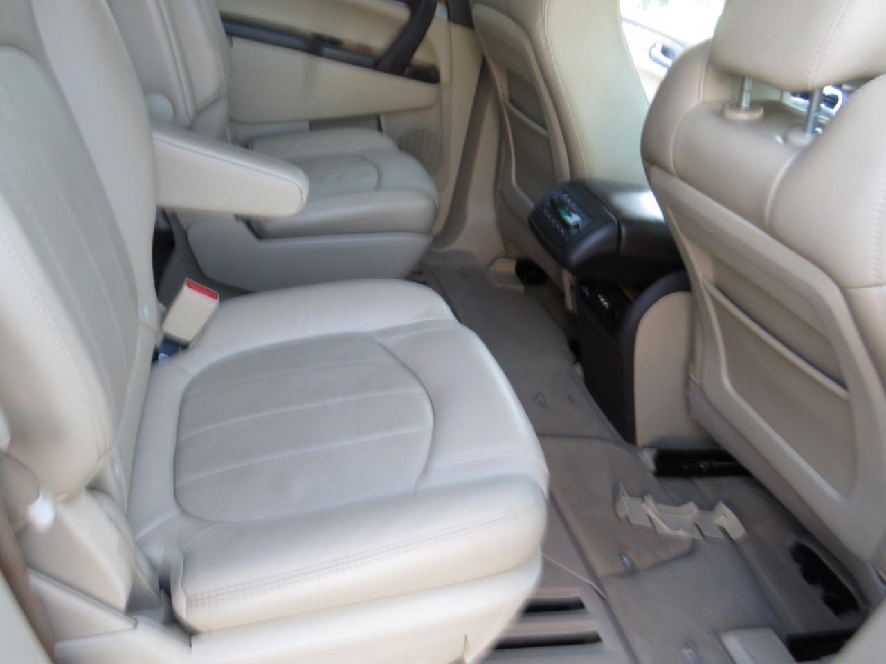 Buick Enclave AWD 4dr Premium 2012