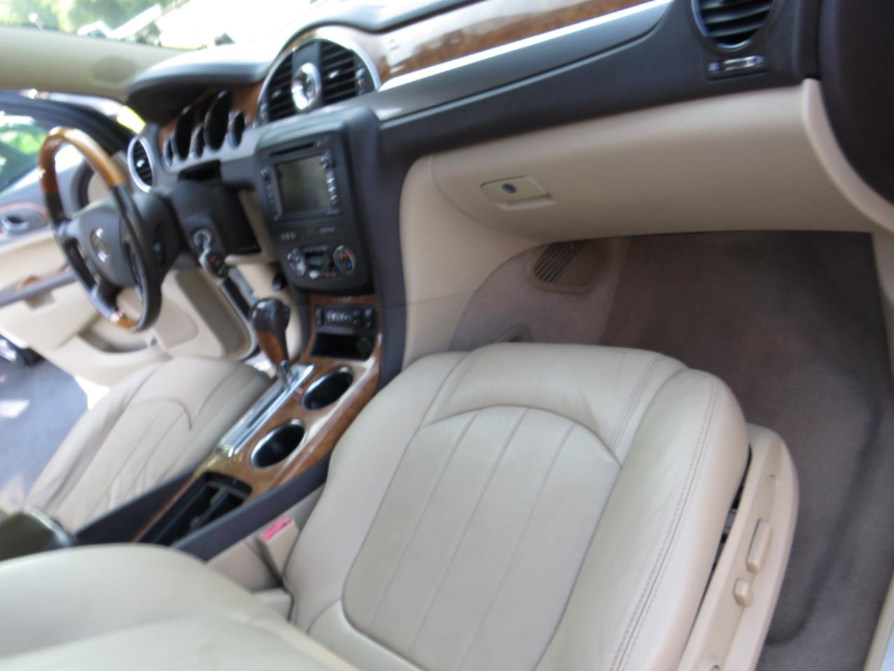 Buick Enclave AWD 4dr Premium 2012