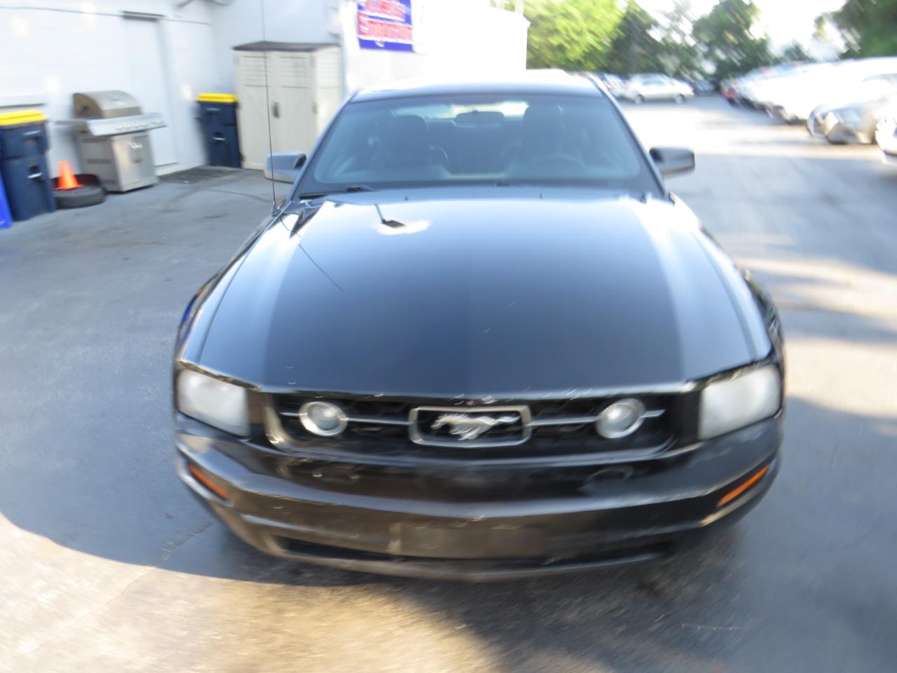 Ford Mustang 2dr Cpe 2009