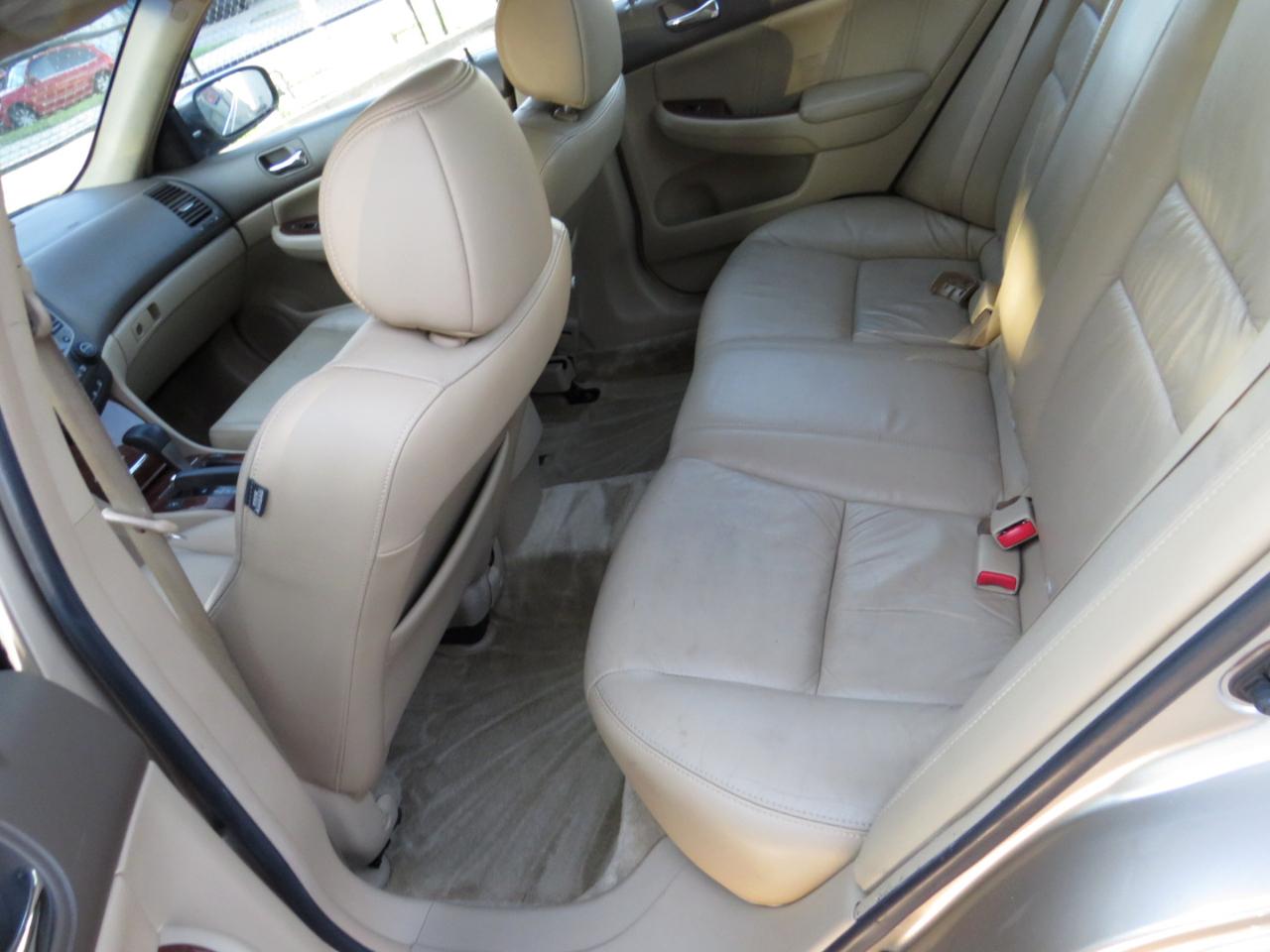 Honda Accord Sdn EX-L AT 2006