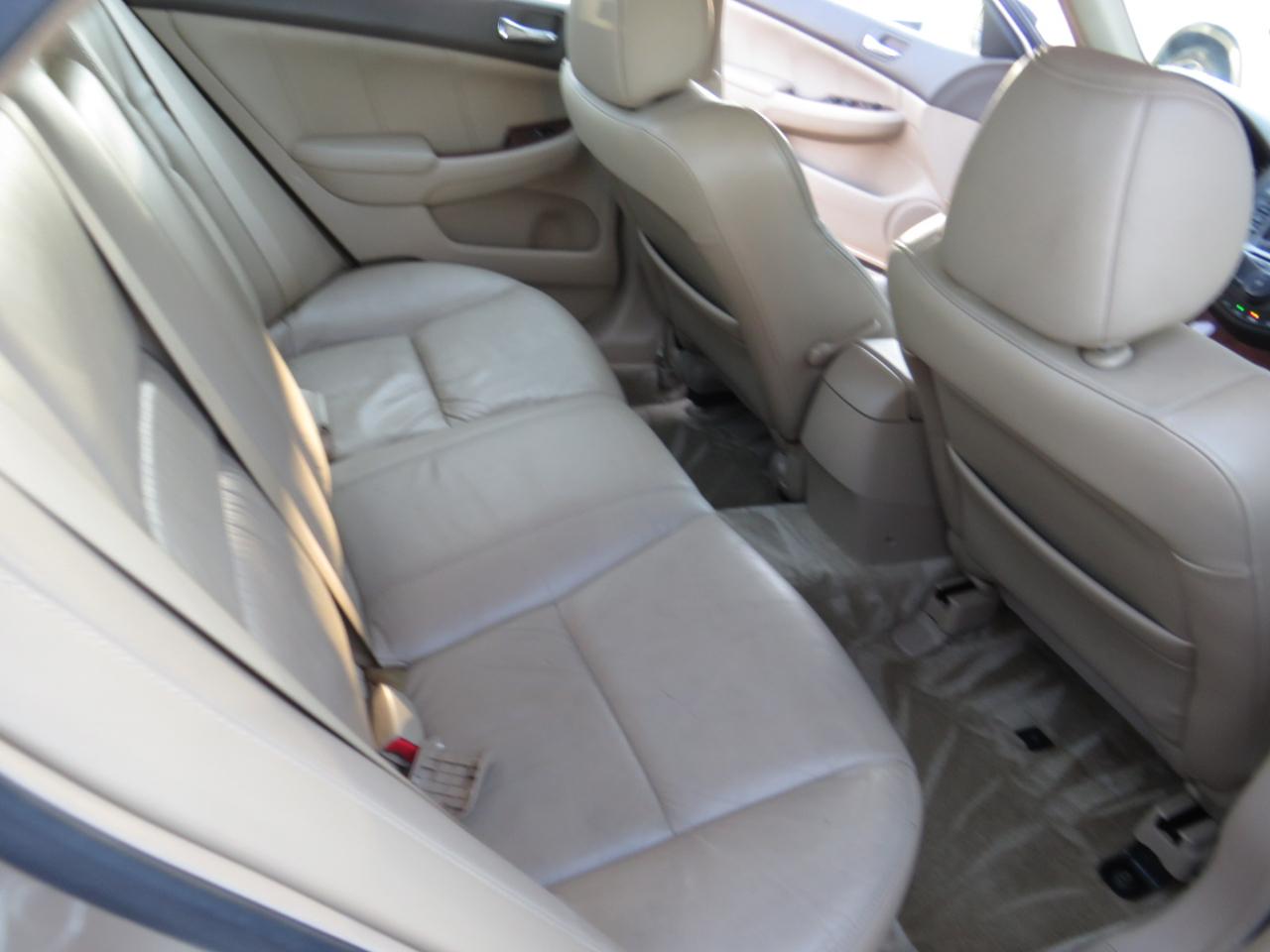 Honda Accord Sdn EX-L AT 2006