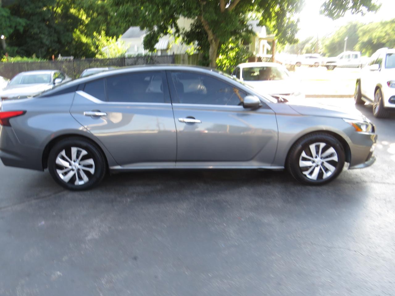 Nissan Altima 2.5 S Sedan 2019