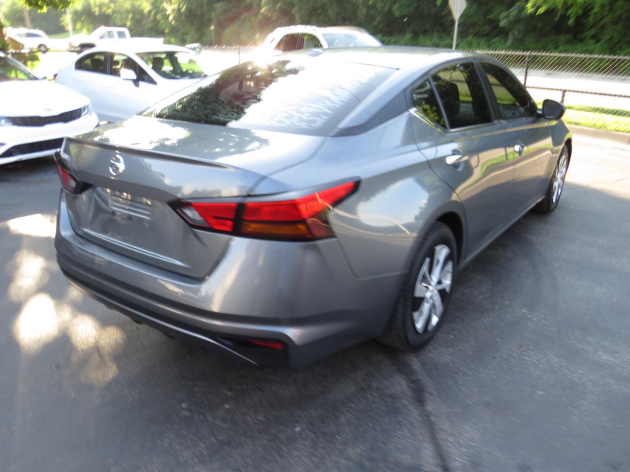 Nissan Altima 2.5 S Sedan 2019