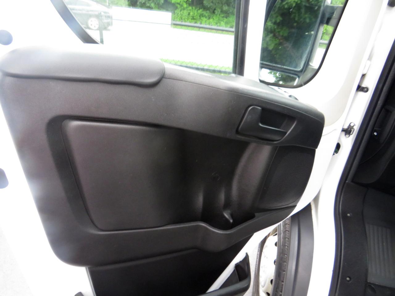 RAM ProMaster Cargo Van 1500 Low Roof 118" WB 2014