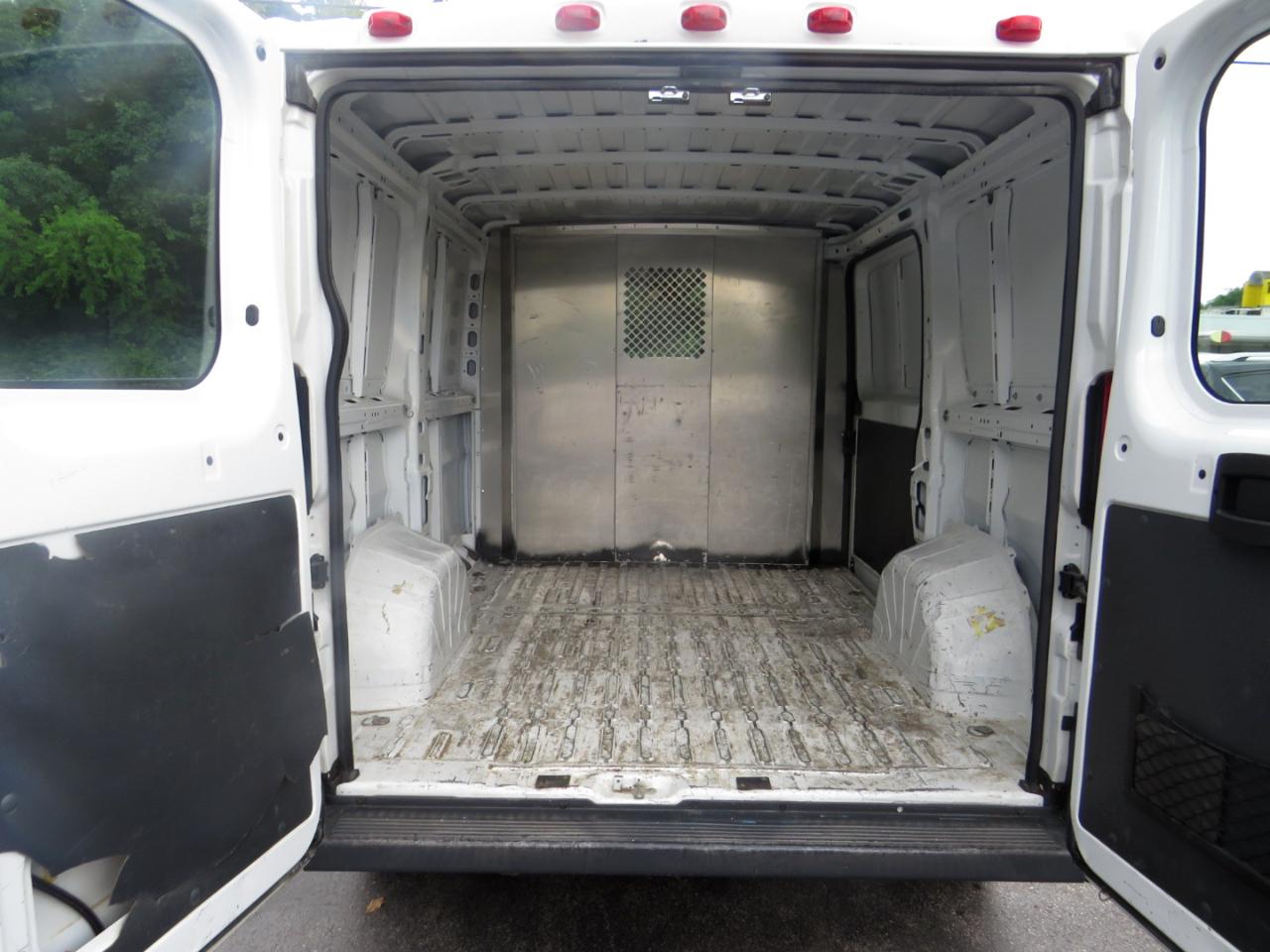 RAM ProMaster Cargo Van 1500 Low Roof 118" WB 2014
