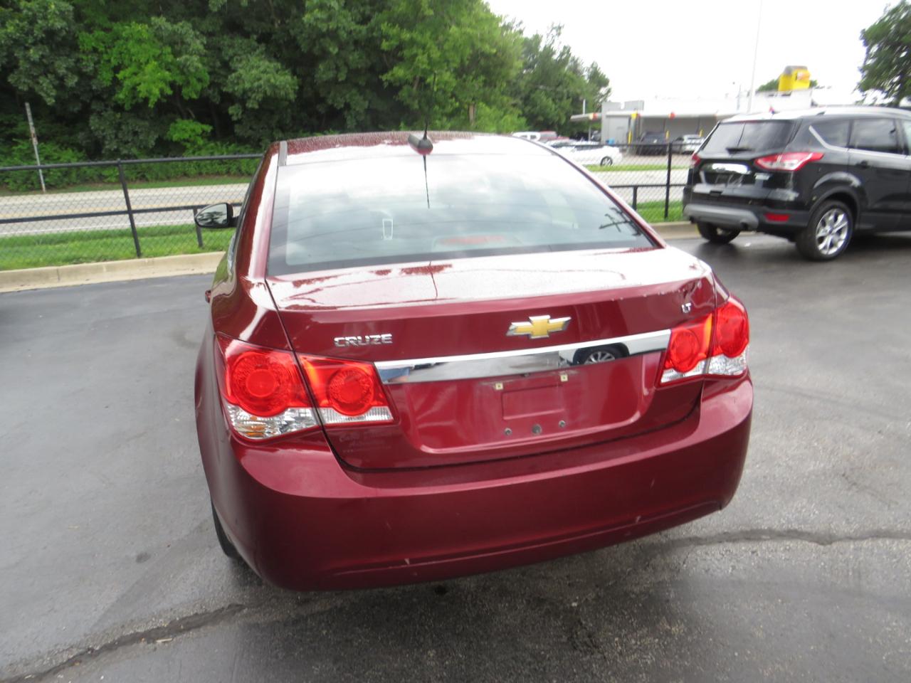 Chevrolet Cruze Limited 4dr Sdn Auto LT w/1LT 2016