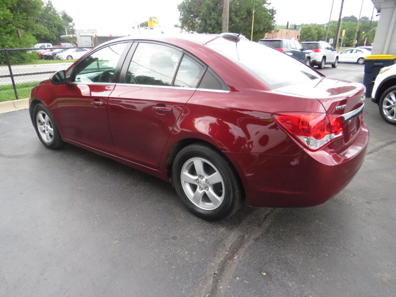Chevrolet Cruze Limited 4dr Sdn Auto LT w/1LT 2016