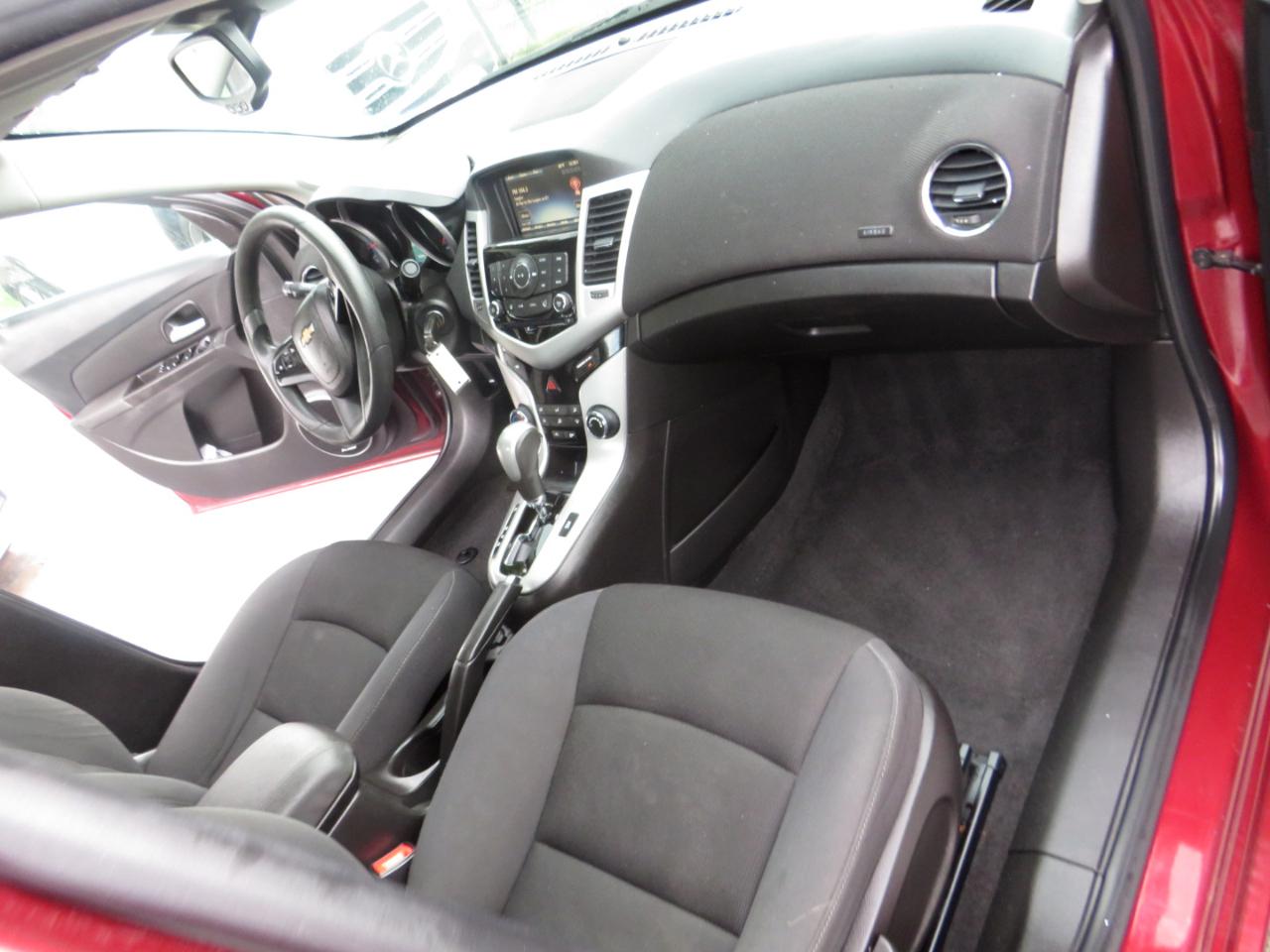 Chevrolet Cruze Limited 4dr Sdn Auto LT w/1LT 2016