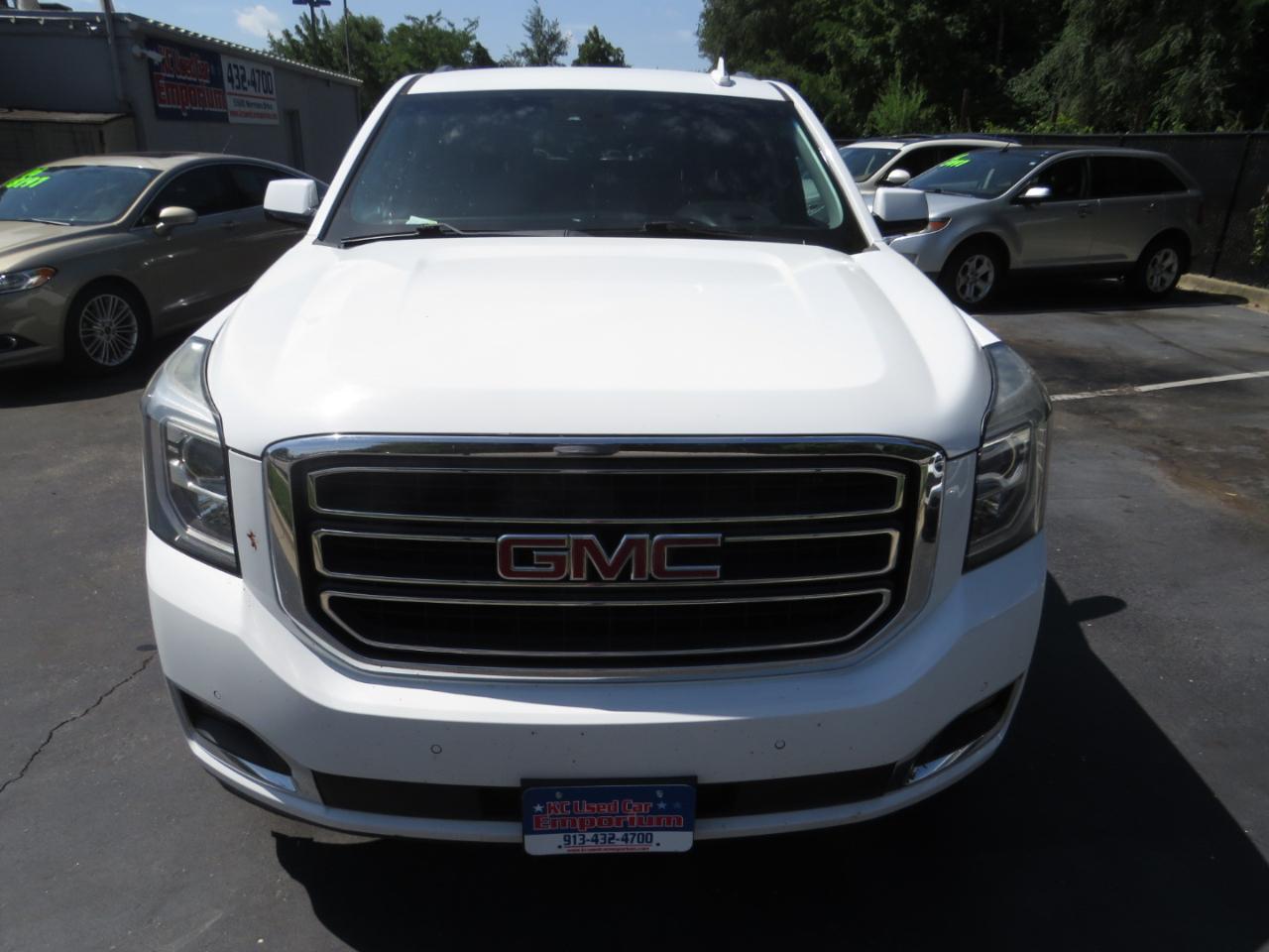 GMC Yukon 4WD 4dr SLT 2017