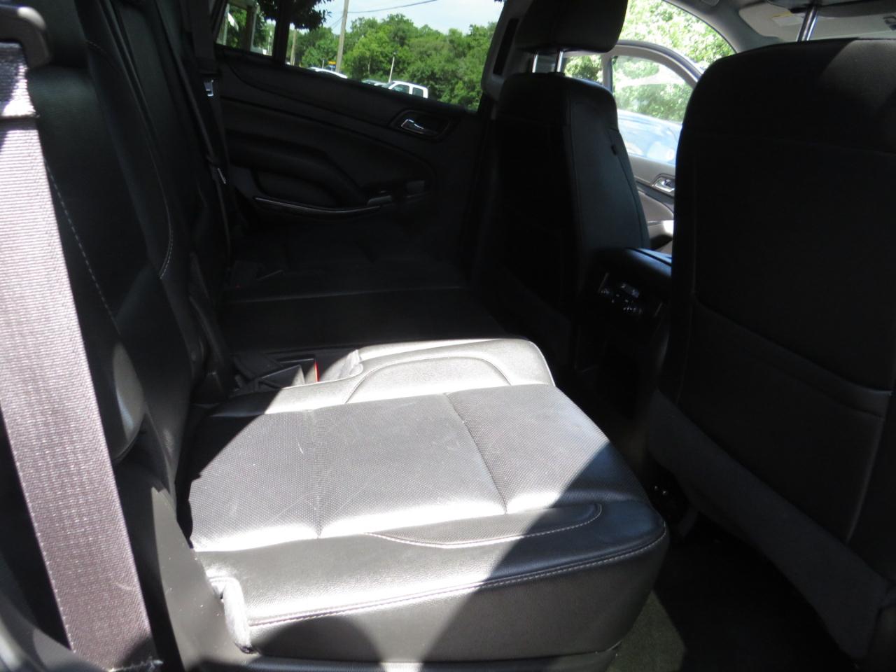 GMC Yukon 4WD 4dr SLT 2017