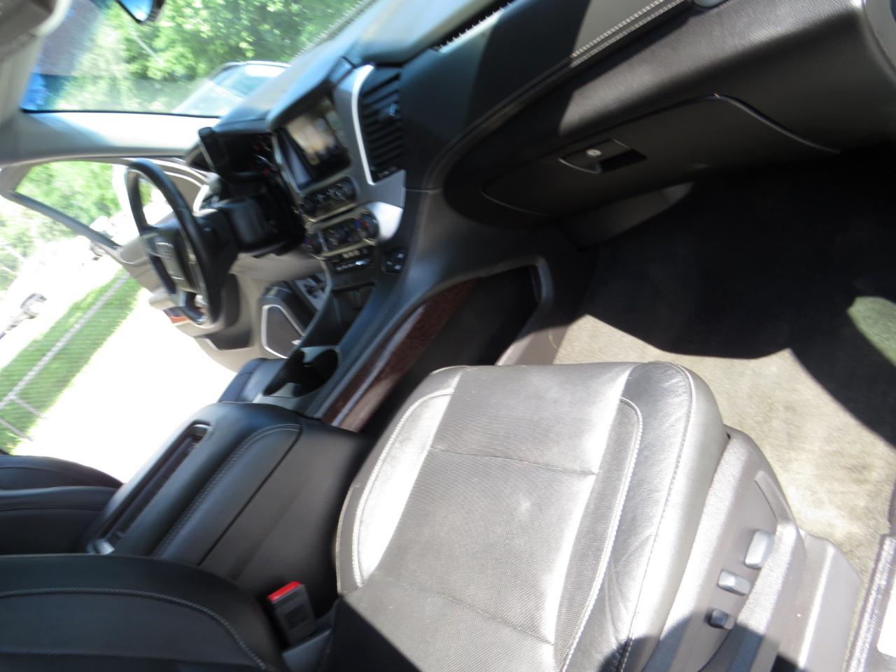 GMC Yukon 4WD 4dr SLT 2017