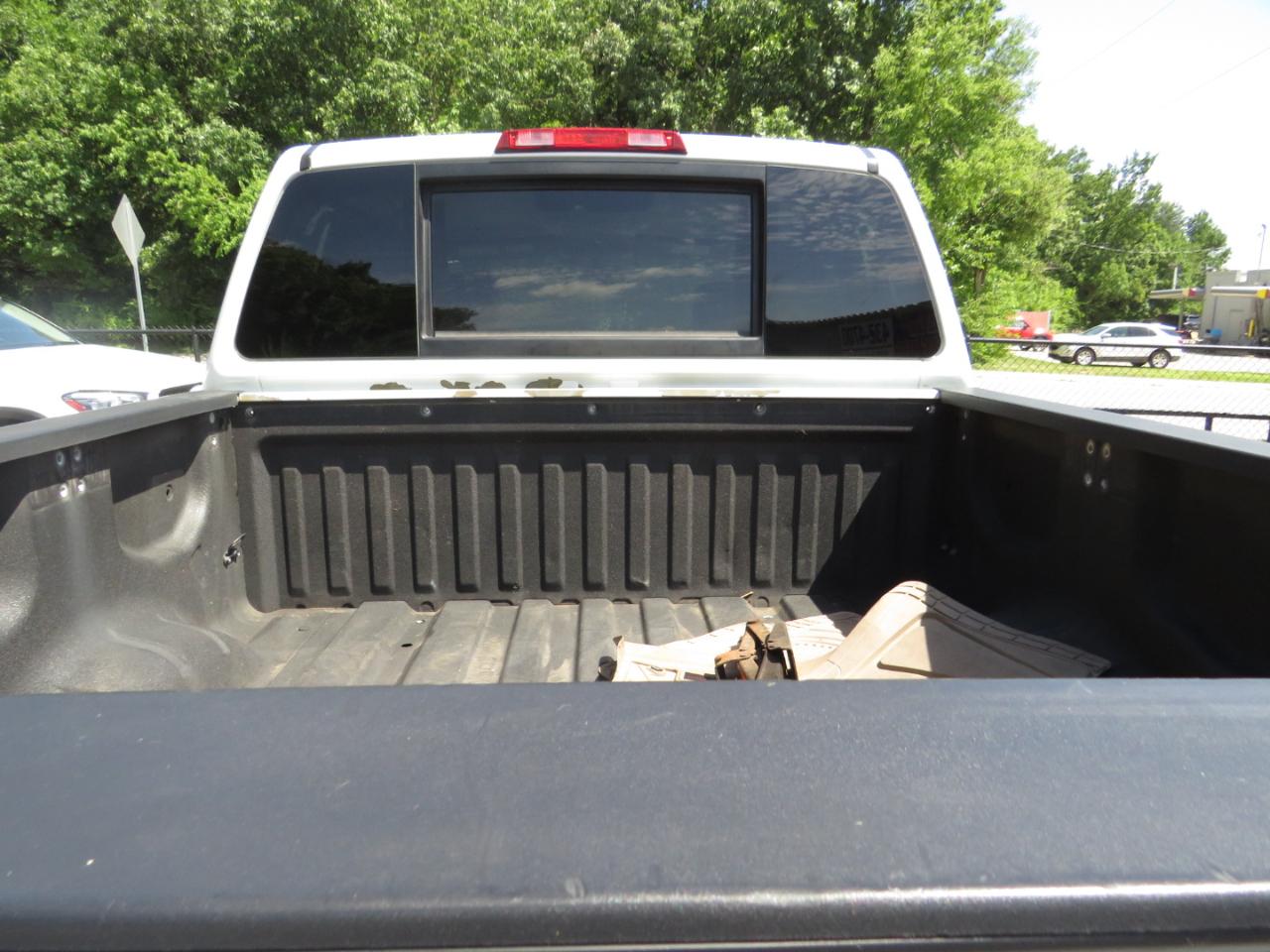 Nissan Titan 4WD Crew Cab SWB SL 2013