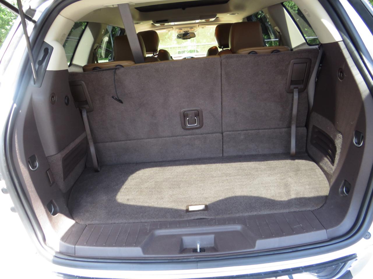 Buick Enclave AWD 4dr Premium 2013