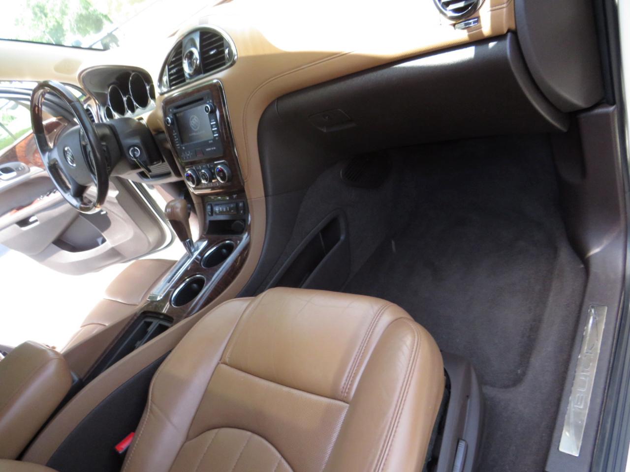 Buick Enclave AWD 4dr Premium 2013