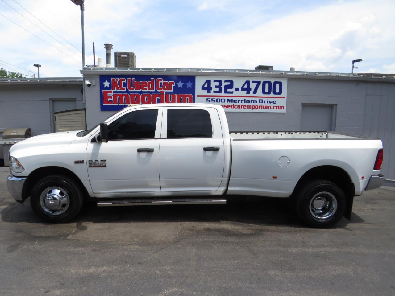 RAM 3500 2WD Crew Cab 169" Tradesman 2015