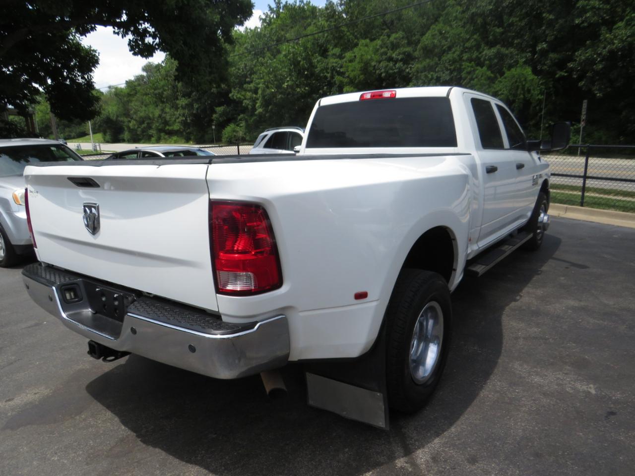 RAM 3500 2WD Crew Cab 169" Tradesman 2015