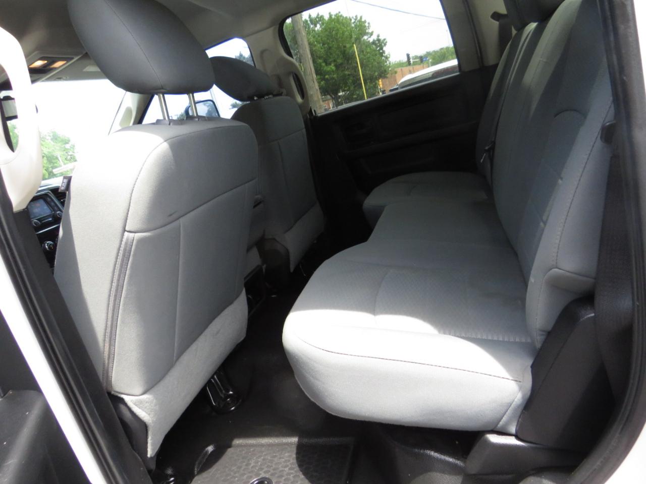 RAM 3500 2WD Crew Cab 169" Tradesman 2015