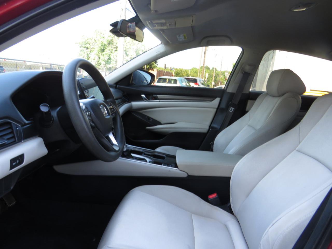 Honda Accord Sedan LX 1.5T CVT 2019