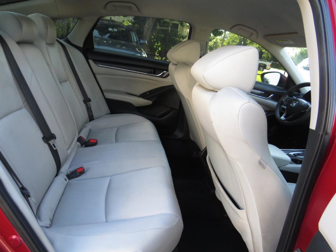 Honda Accord Sedan LX 1.5T CVT 2019