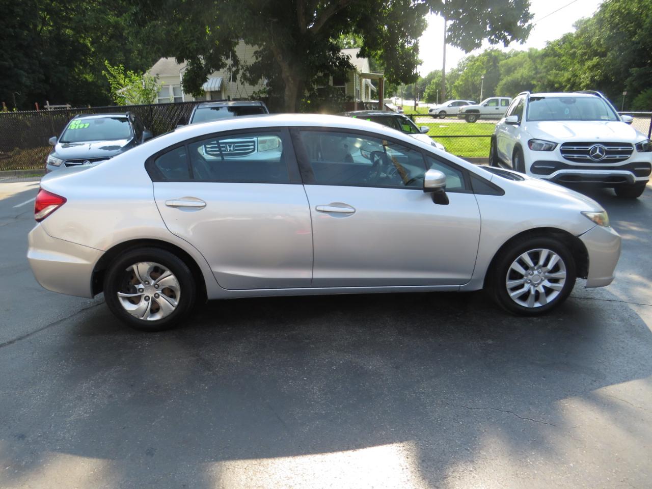 Honda Civic Sedan 4dr CVT LX 2014