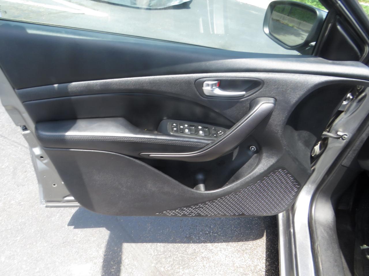 Dodge Dart 4dr Sdn Limited 2013