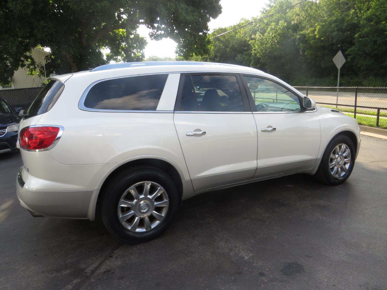 Buick Enclave AWD 4dr Premium 2012