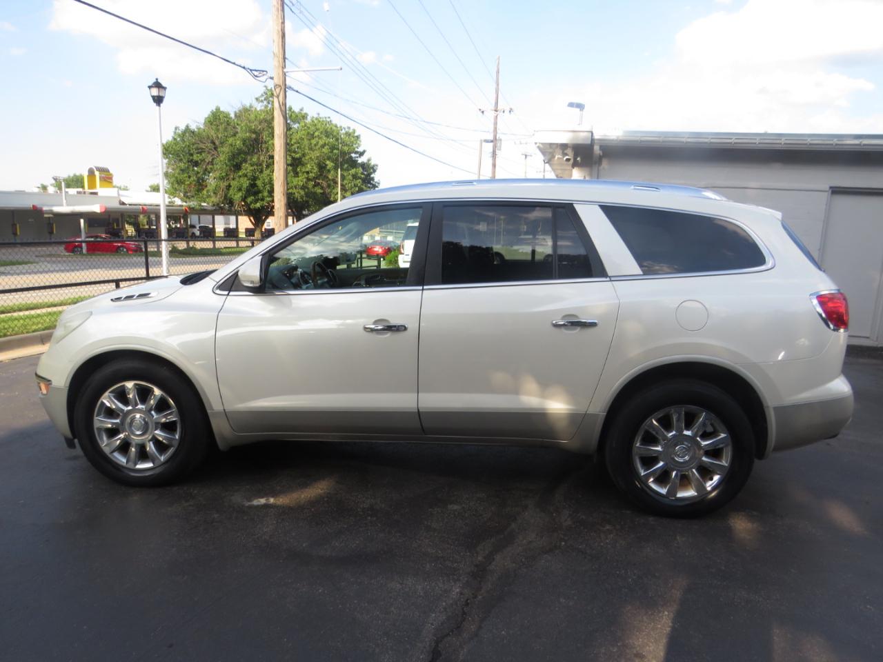 Buick Enclave AWD 4dr Premium 2012