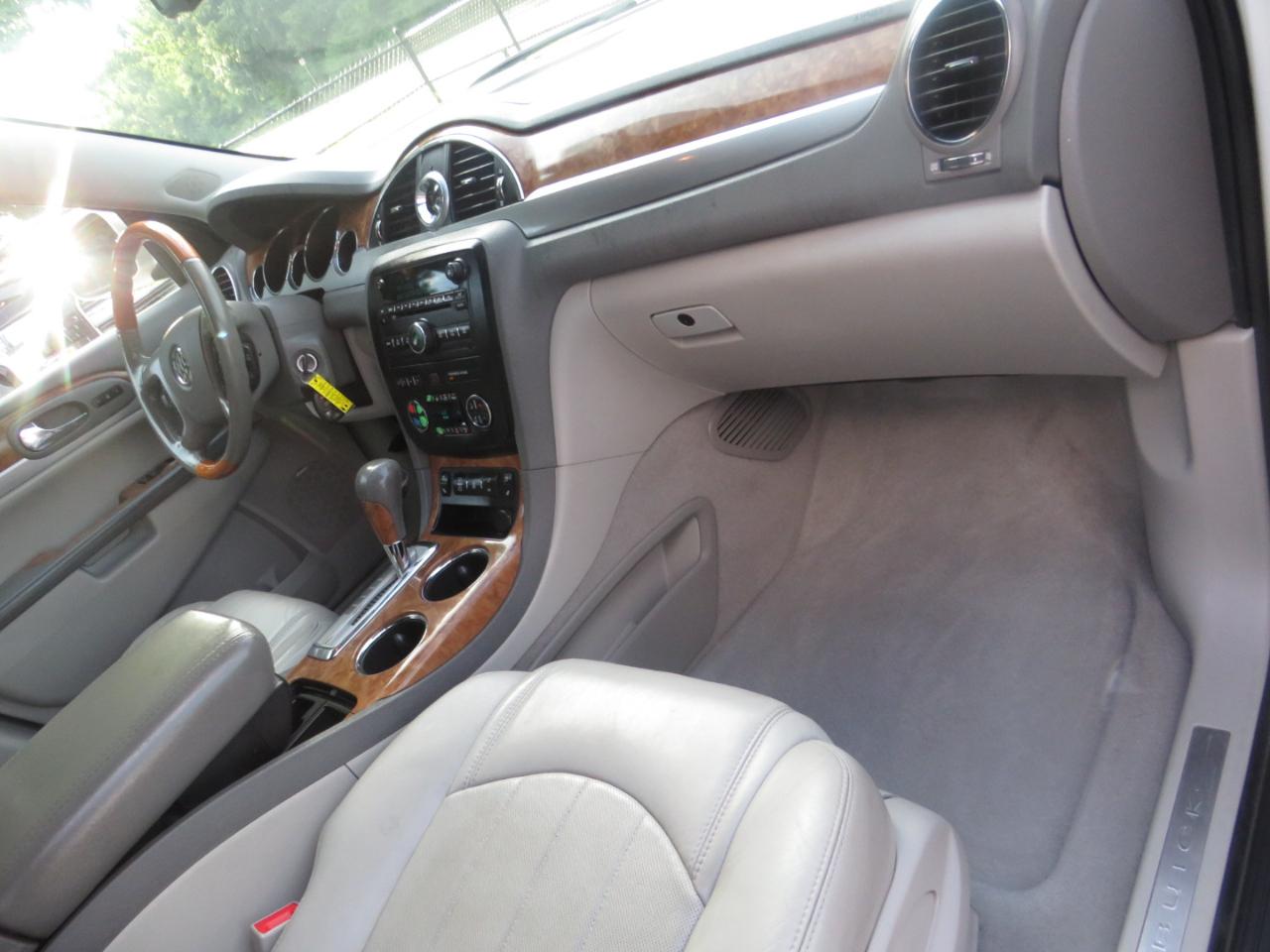 Buick Enclave AWD 4dr Premium 2012