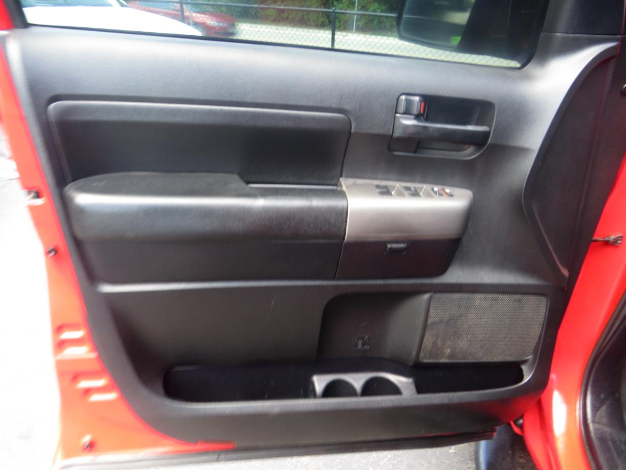 Toyota Tundra 2WD Truck Double Cab 4.6L V8 6-Spd AT (Natl) 2013