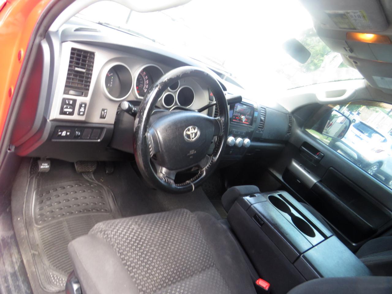 Toyota Tundra 2WD Truck Double Cab 4.6L V8 6-Spd AT (Natl) 2013