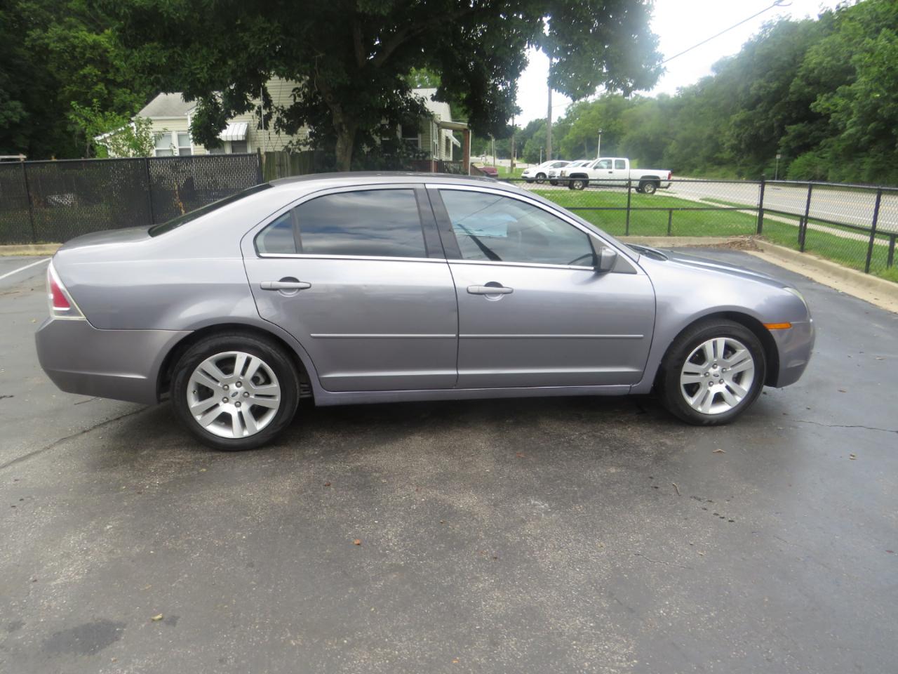 Ford Fusion 4dr Sdn V6 SEL 2006