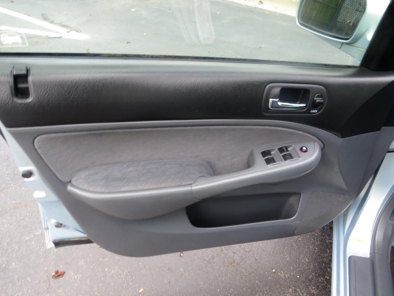 Honda Civic Hybrid MT ULEV 2005
