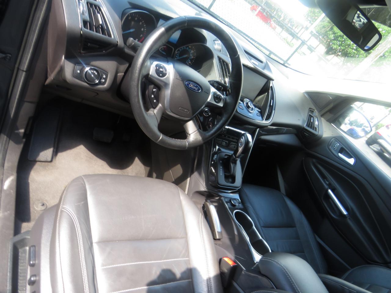 Ford Escape FWD 4dr Titanium 2015