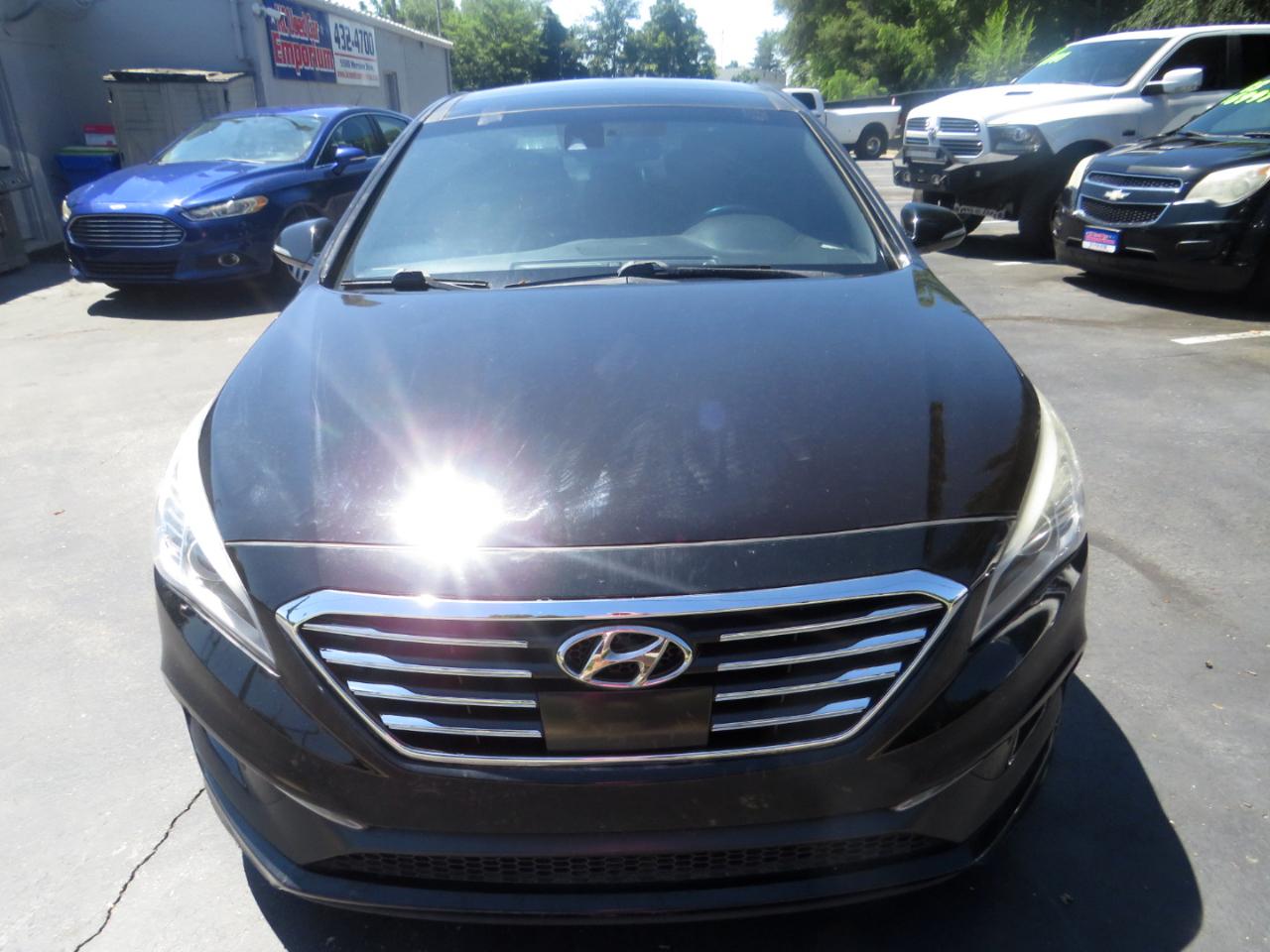 Hyundai Sonata 4dr Sdn 2.0T Limited w/Gray Accents 2015