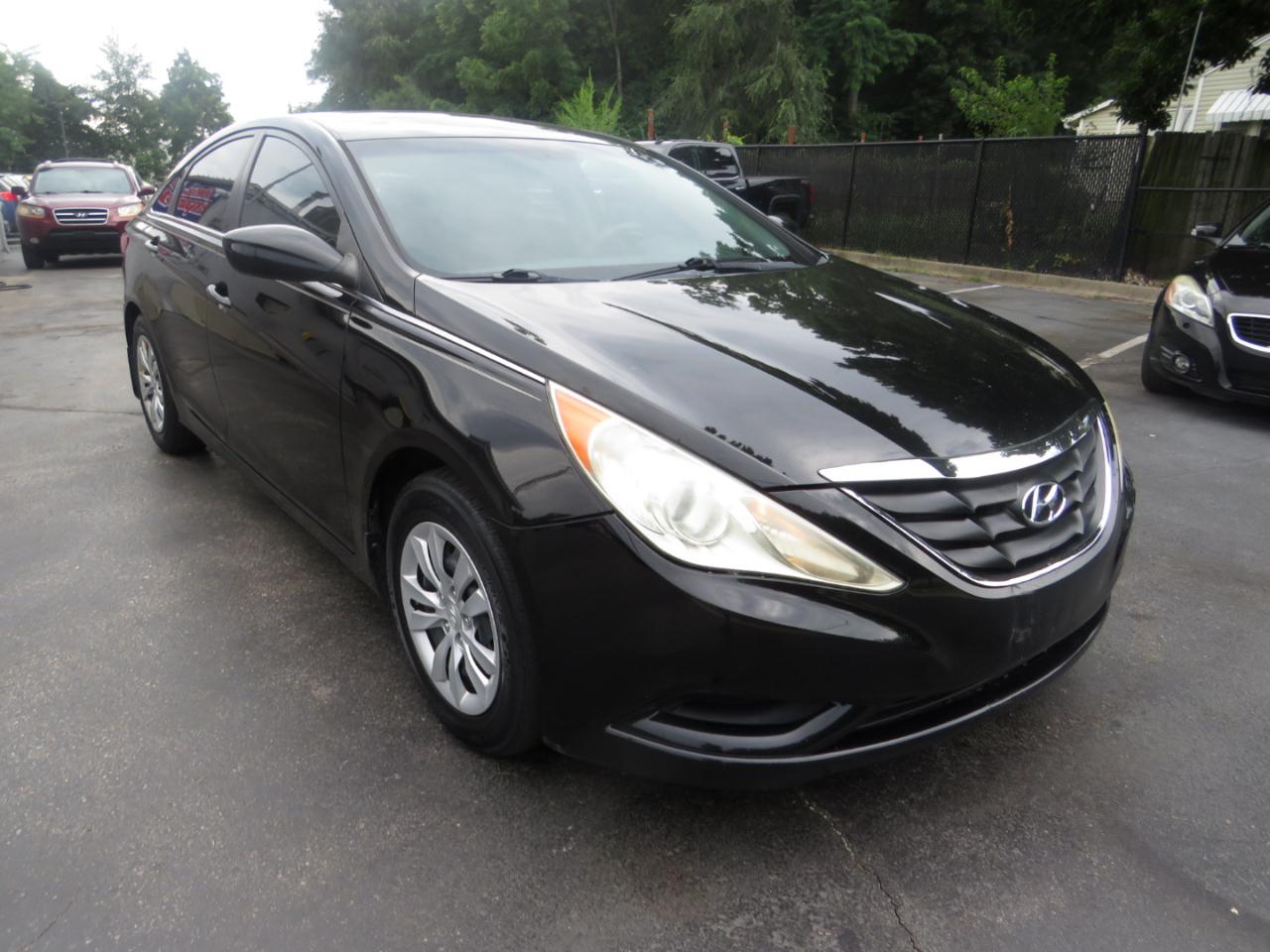Hyundai Sonata 4dr Sdn 2.4L Auto GLS 2011